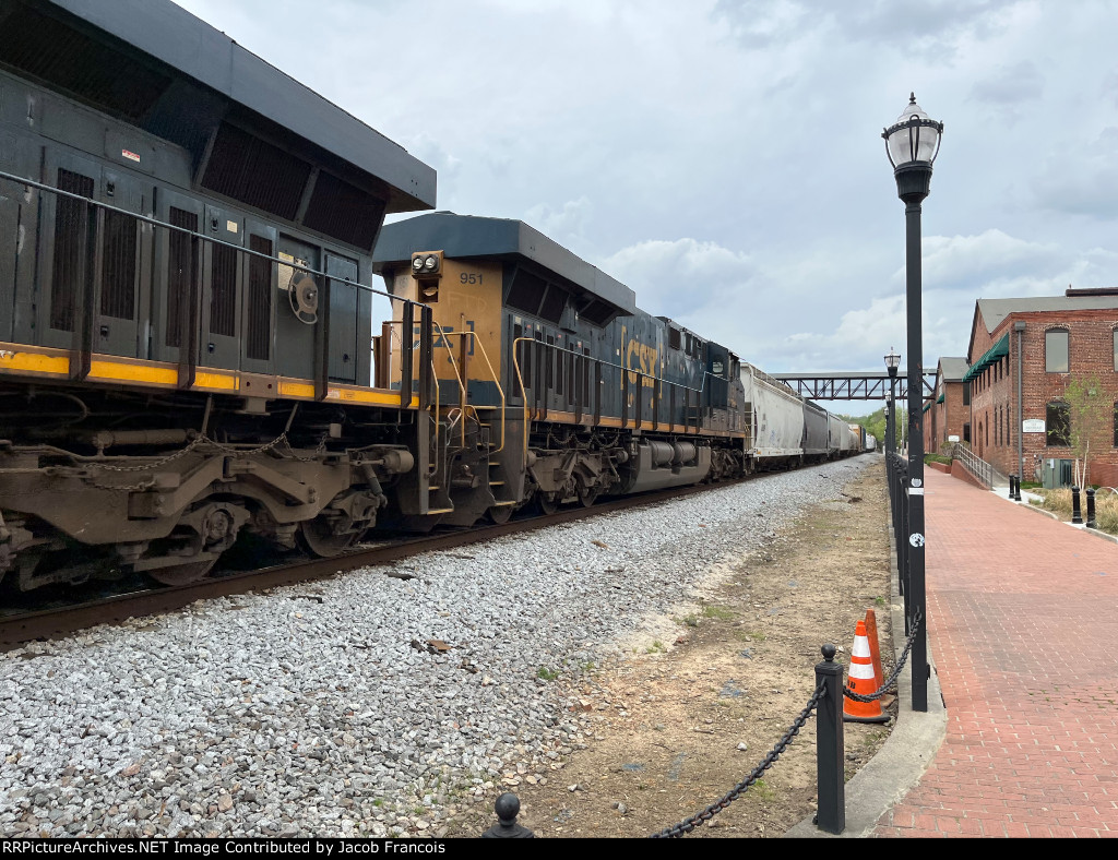CSX 951